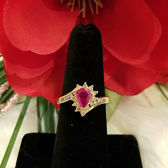 Jewelry - 🎆JULY BIRTHSTONE SPECIAL🎆14K RUBY & DIAMOND RING